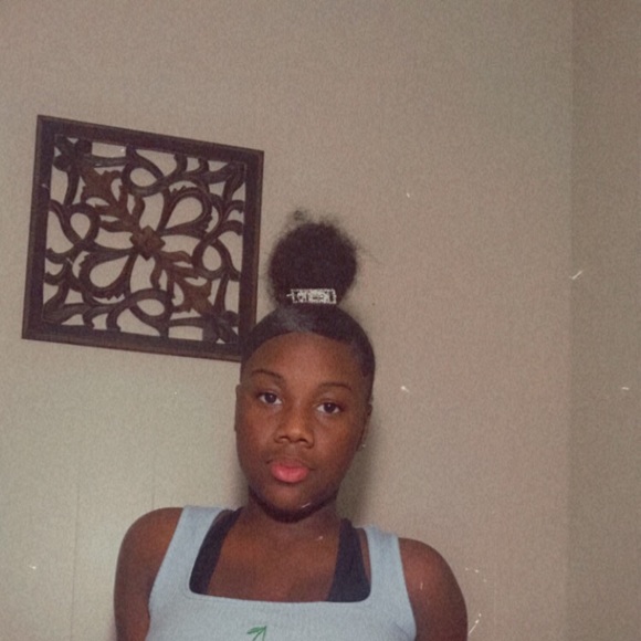 Meet your Posher, Merria - Picture 1 of 1